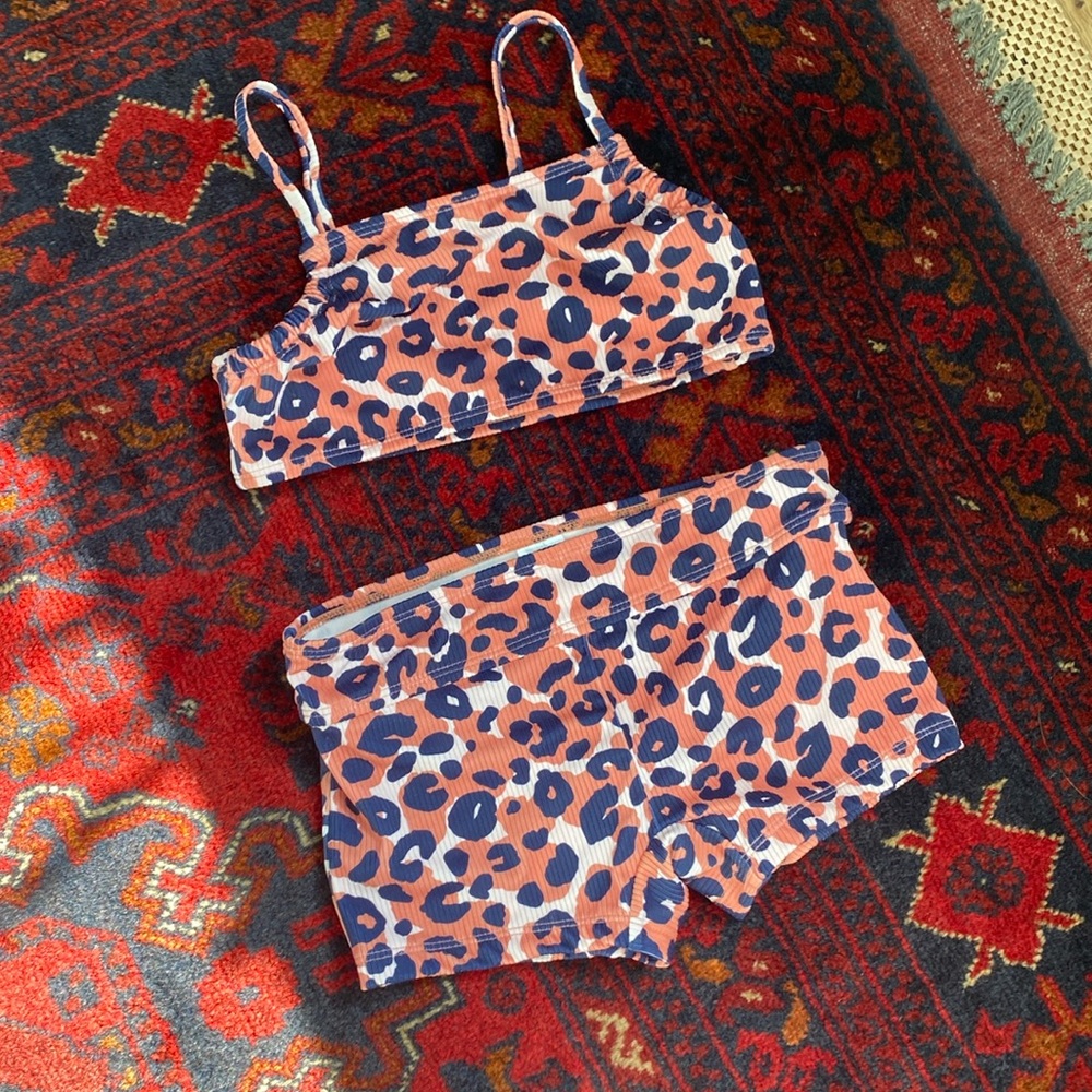 Cat & Jack Girl’s Cheetah Swimsuit Set, size 6/7 NWOT